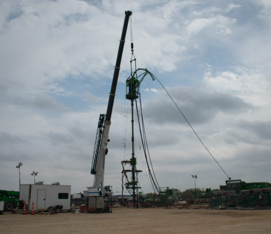 Energy Industrial Coil Tubing Rig on Oil Well in Permian Basin