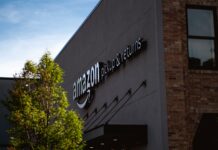 Amazon Pickup & Returns on South St. in Philadelphia