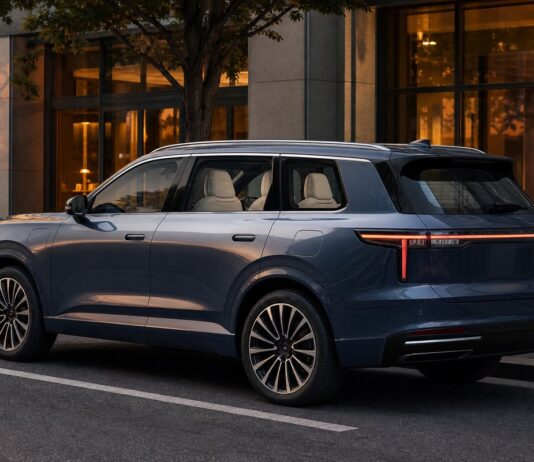 GM’s 6-Seat, Long-Range PHEV Could Be a Natural Fit for North America