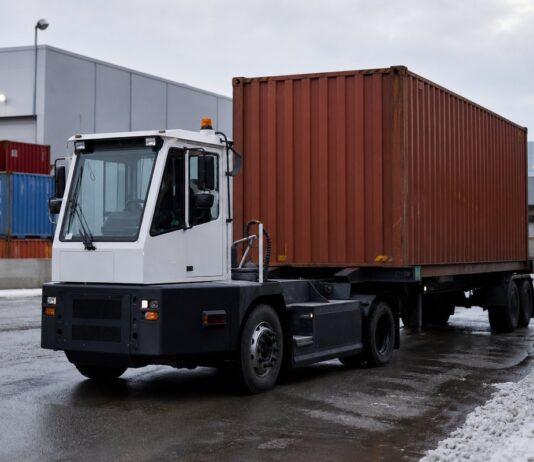 Kalmar Ottawa’s electric yard truck begins duty in Canada