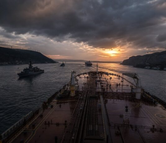 Rubio warns Iran’s Strait of Hormuz stance could trigger wider global risks as U.S. strikes continue