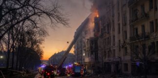 Russia launches major missile assault on Kyiv as war pressure intensifies