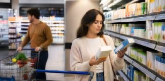 U.S. grocery slowdown deepens as shoppers cut back, pressuring food brands and retailers U.S. grocery slowdown deepens as shoppers cut back, pressuring food brands and retailers